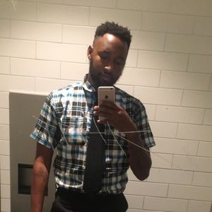 Meet your Posher, Elijah